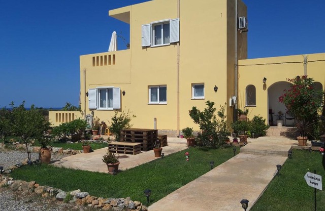 Lumina Luna House - seaside home w/panoramic view