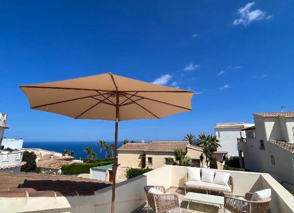 Luminosa villa con vistas al mar en Cala Moraig