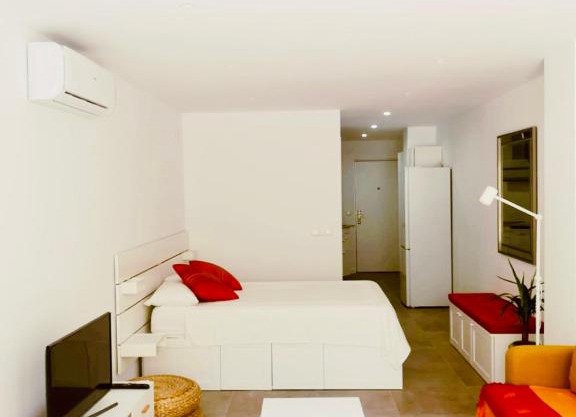 Luminoso apartamento cerca del Centro