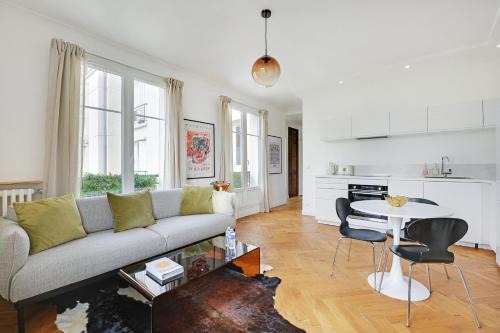 Luminous Apartment