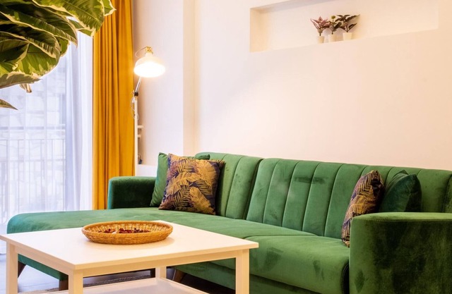 Luminous Flat with Sea View in Izmir