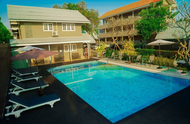 Luna Hut Resort - Pet Friendly