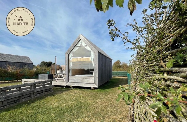 Lushna 5 Petite at Lee Wick Farm Cottages & Glamping