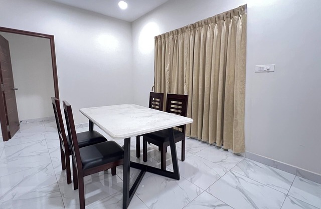 LUSHVISTAS Serviced Apartment