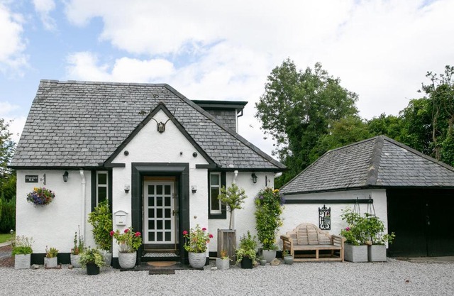 Luss Cottages at Glenview