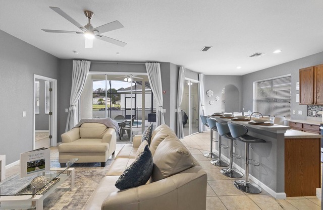 Lux 4BRVilla w/ Hot Tub&Grill -Private Heated Pool