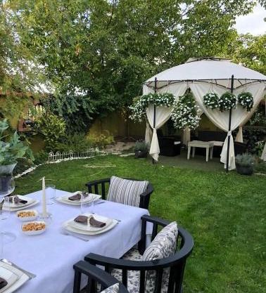 Lux Garden Home D