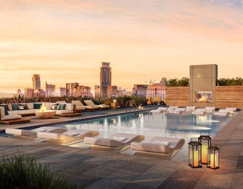 Lux Modern Condo with Gorgeous Ladybird Lake and DT Views