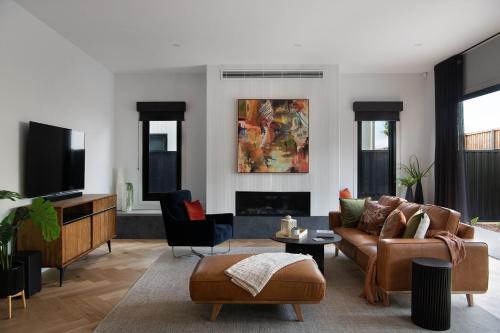 Lux on Max- stunning design, amazing views
