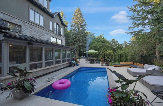 LUX Retreat: Slps14+HotTub+Pool+Games+Yoga+MORE