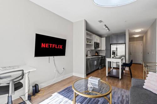 Luxe 1BR Suite in Waverly Charlotte NC