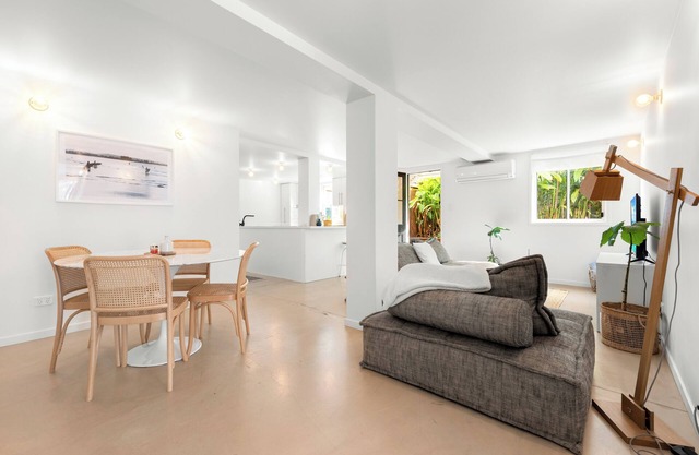 Luxe 2BR Apartment in the Heart of New Farm – Lifestyle, CBD & Attractions