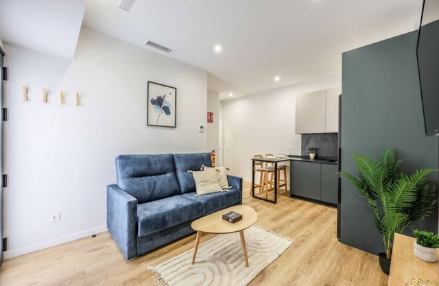 Luxe apartments Madrid Rio by RentitUP