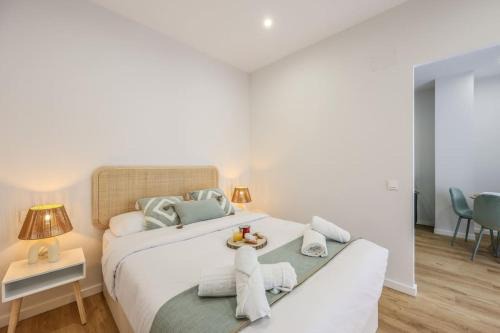 Luxe apartments Madrid Rio by RentitUP