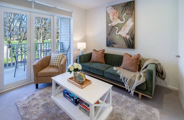 Luxe City Stay Sleeps 7 with Free Car Park