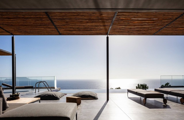 Luxe Coastal Escape with Sea Views - Heated private pool, close to the beach!