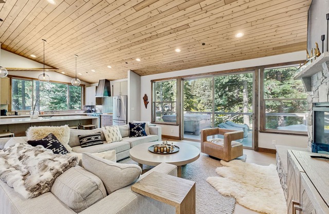 Luxe Estate with Yard, Saltwater Spa, Walk to Lake, Trails Nearby