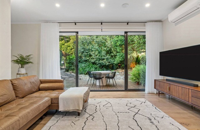Luxe Hideaway - Arthur’s Seat