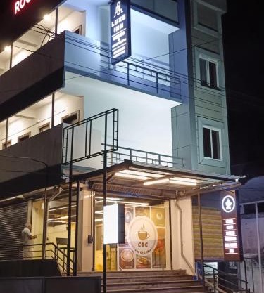 Luxe Inn