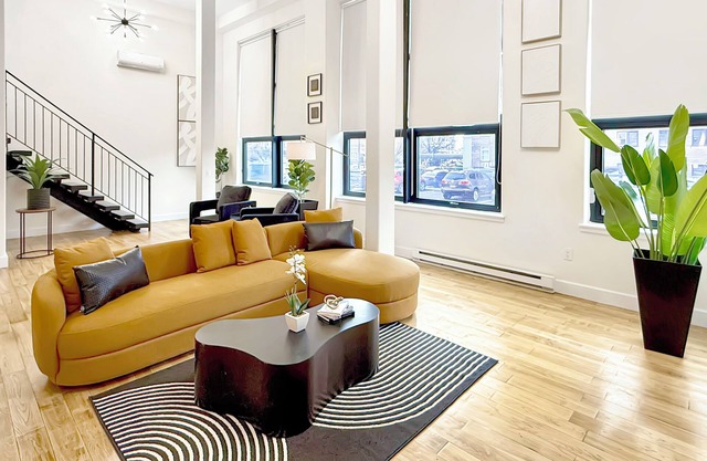 Luxe LOFT APT-Gym- near NYC,EWR,Prudential,NJPAC,Amer Dream,MetLife