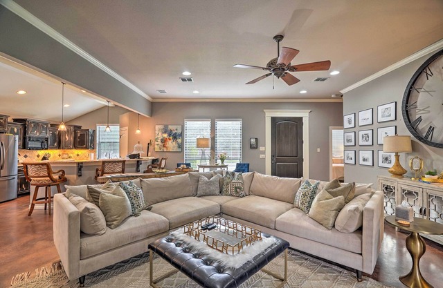 Luxe Midland Retreat w/ Patio, Grill & Yard!