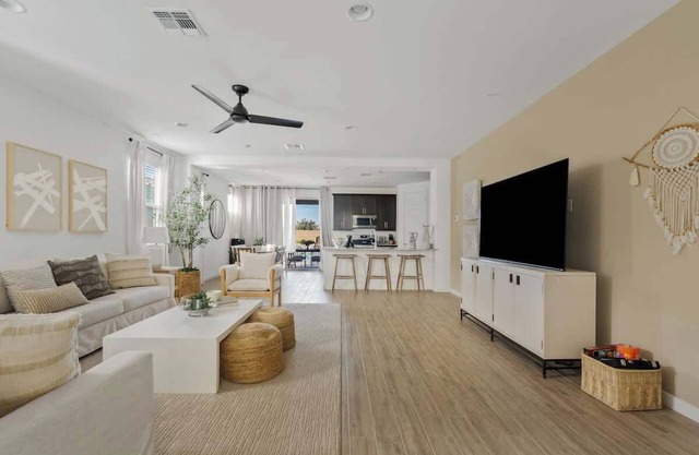 Luxe Queen Creek Home w/ Pool, Yard, Work Station