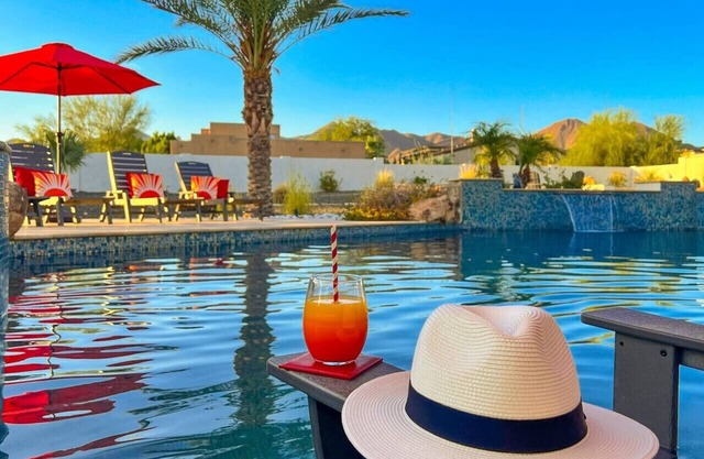 Luxe Resort | Heated Pool+Spa | 5 Bedrooms