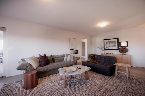 Luxe Retreat in Battery Point