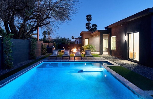 Luxe - Solstice Retreat - Heated Pools - 2 Homes