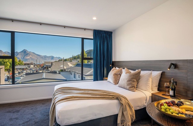 Luxe Suites and Apartments