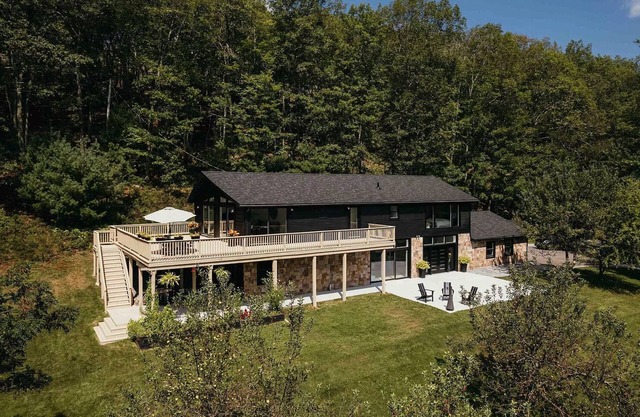 Luxe Upstate Retreat in Barryville, NY
