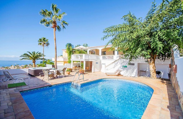 Luxe villa