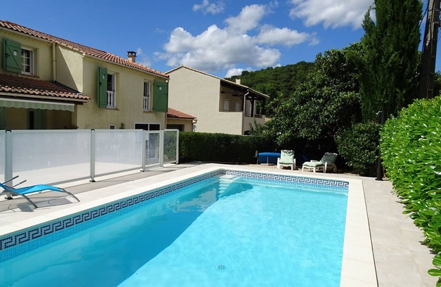 Splash & Serenity junto a la piscina