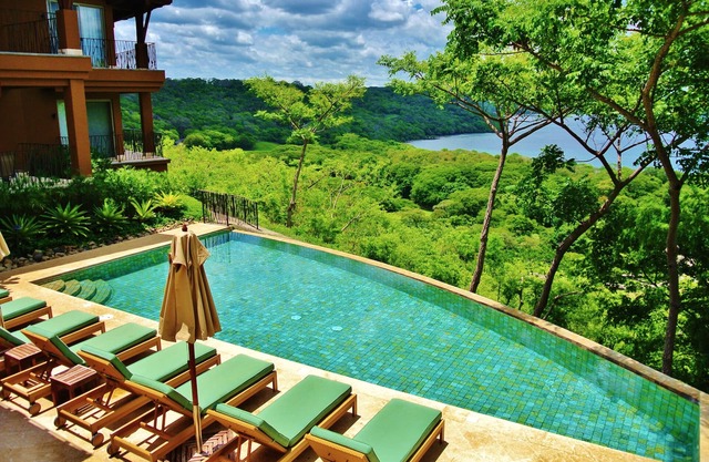 Luxe Villa- Private Beach Clubs, Concierge, Golf Cart!☆Four Seasons Access☆