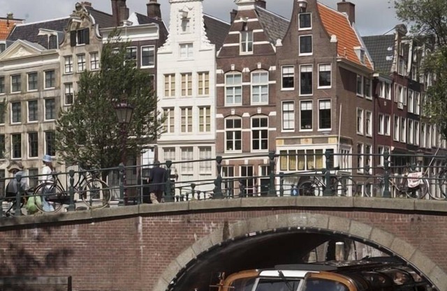 Luxerious Houseboat Amsterdam Family friendly near to Anne Frank House