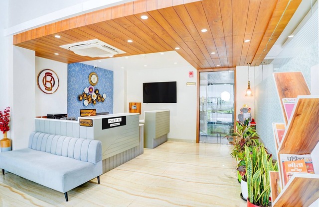 Luxirious Stays at Palette Patel Nagar