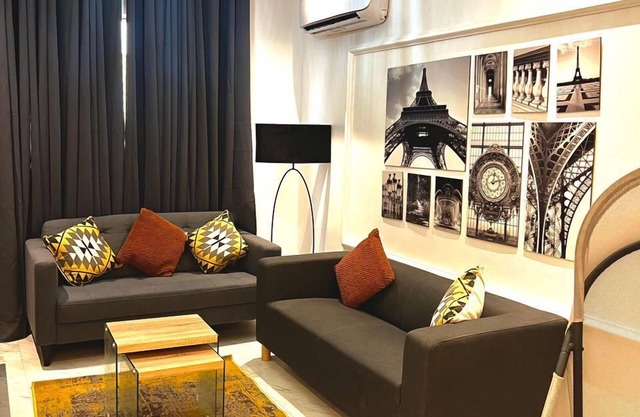 Luxor Apartments
