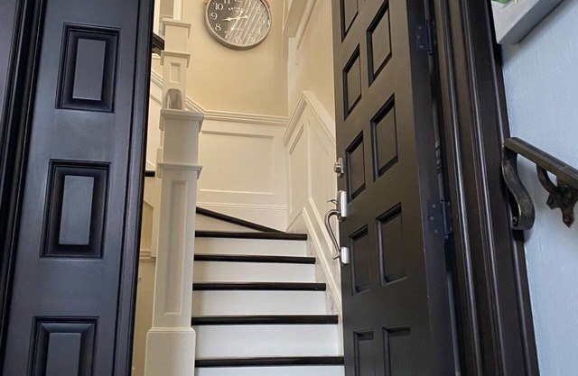 Casa lujosa,con detalles exclusivos. Sala , Cocina , Comedor , cuarto de Estudio