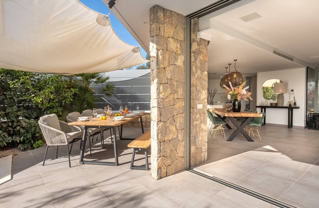 Luxurious Ibiza Villa | Villa Ses Torres | 4 Bedrooms | Private Pool & Outdoor Jacuzzi | Sant Eulalia
