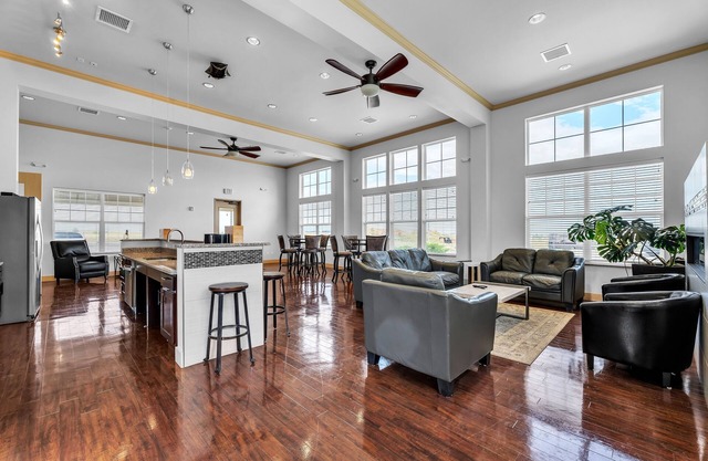 Luxurious 1 Bed 1 Bath Apartment at The Meadows by FlexHaus