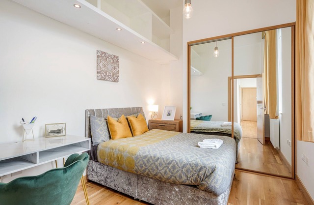✪ Luxurious 3 Bed Flat✪ Dagenham ✪ London