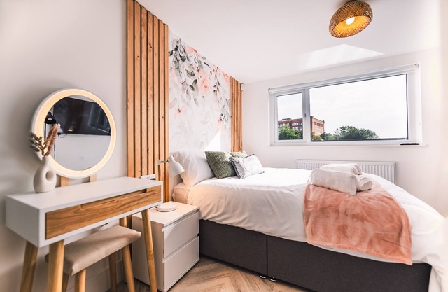 Luxurious 3-Bedroom Oasis Manchester