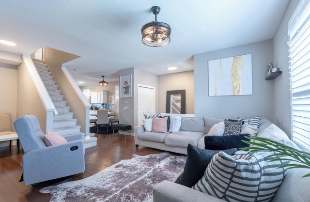 Luxurious 3-Bedrooms with Office & Media Room