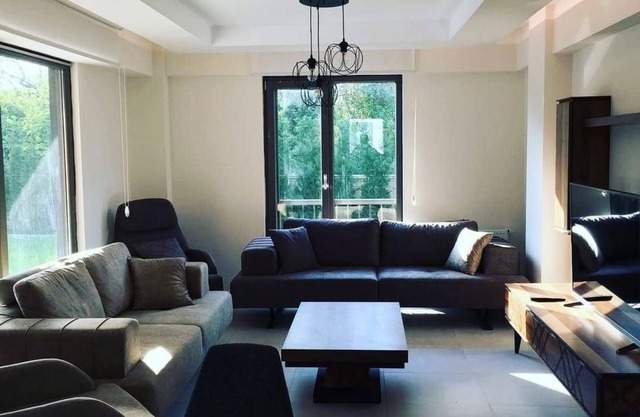 Luxurious 4+2 VIP Villa Surrounded by Nature in Sapanca