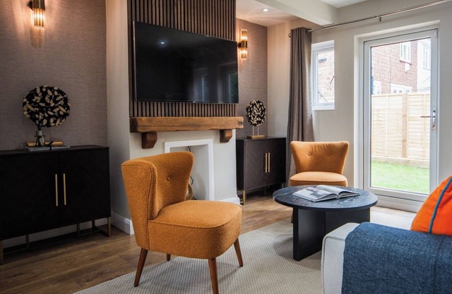 Luxurious 4-Bed Retreat in London