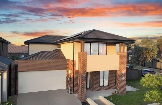 Luxurious 4 Bedroom Home in Prime Location