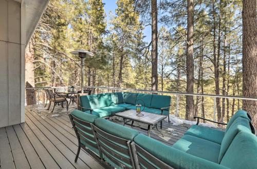 Luxurious and Forested Oasis in Flagstaff with Hot Tub
