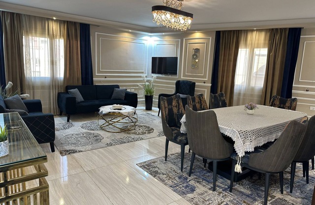 luxurious apartment at the heart of cairo