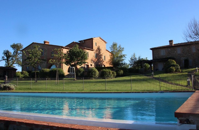 Lujoso Apartamento En Renovado Borgo Auténtico Con piscina