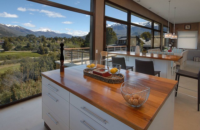 Luxurious Residence In Arelauquen AG9